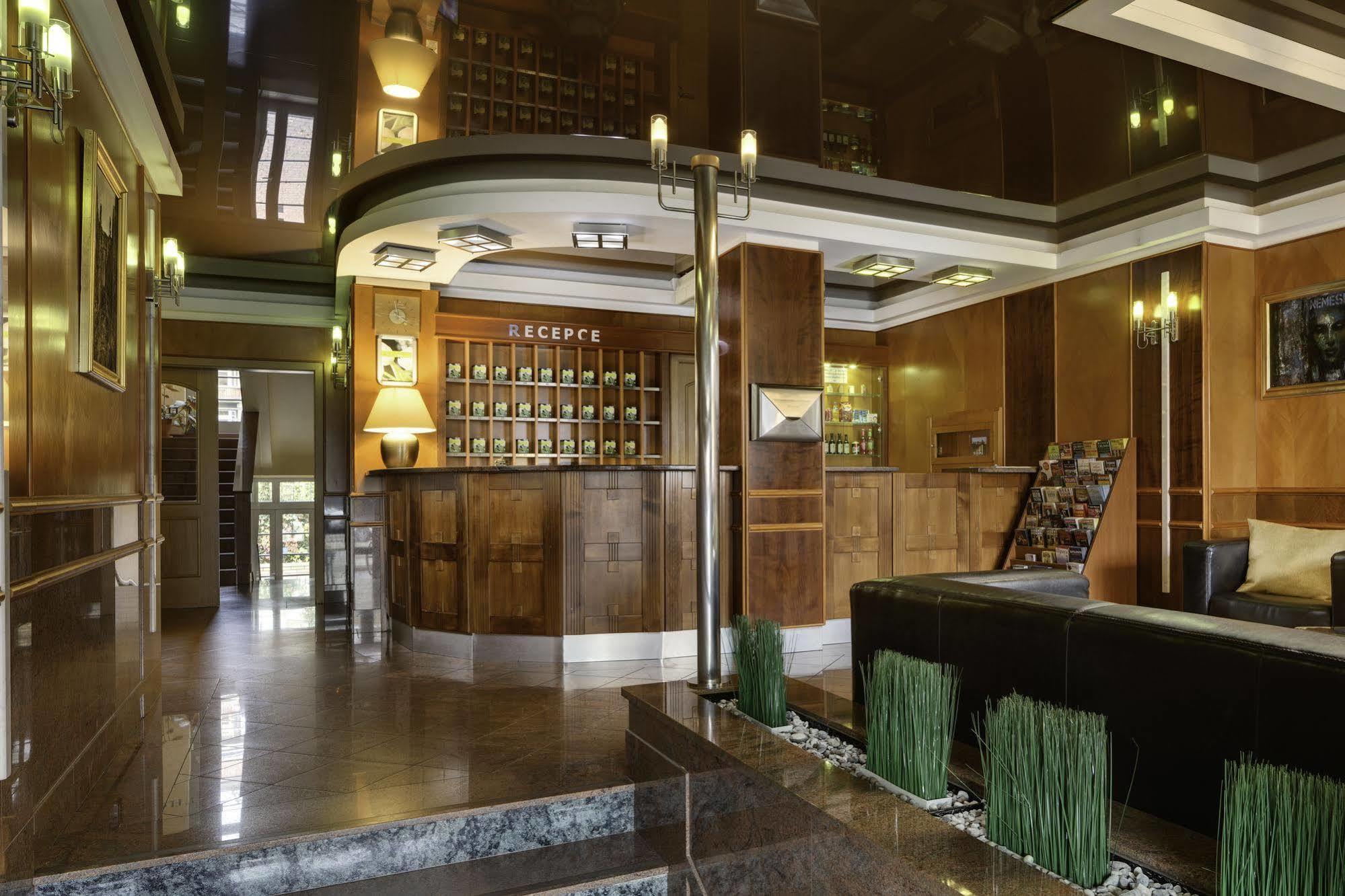 Oya Hotel Praga